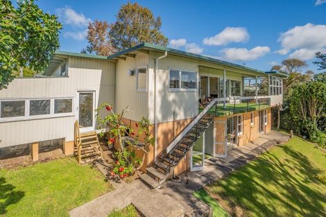 Photo of property in 5 Chapman Road, Te Atatu Peninsula, Auckland, 0610