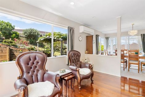 Photo of property in 66a Haseler Crescent, Howick, Auckland, 2014