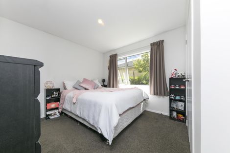 Photo of property in 3a Applemoors Way, Riverhead, 0820
