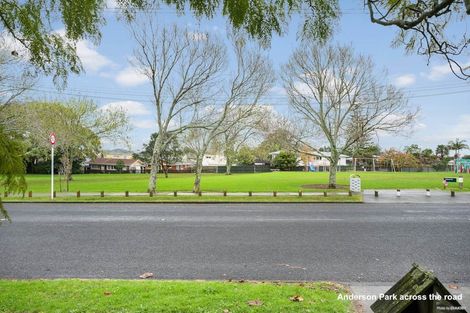Photo of property in 1/3a Grande Vue Road, Manurewa, Auckland, 2102