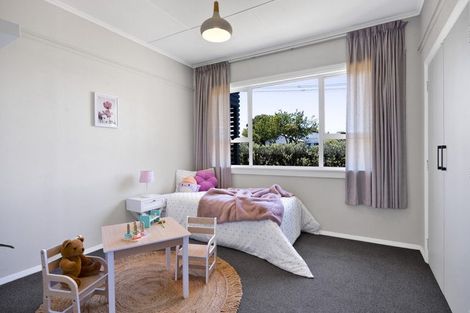 Photo of property in 110 Manawapou Road, Hawera, 4610