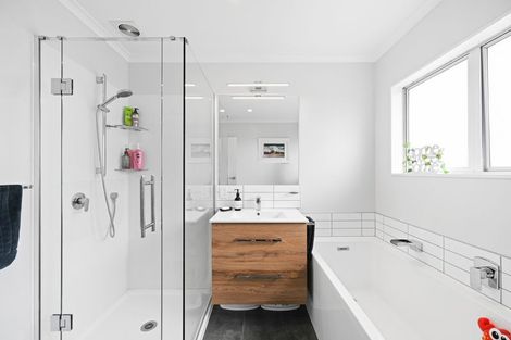 Photo of property in 1 Birch Hill Place, Dinsdale, Hamilton, 3204