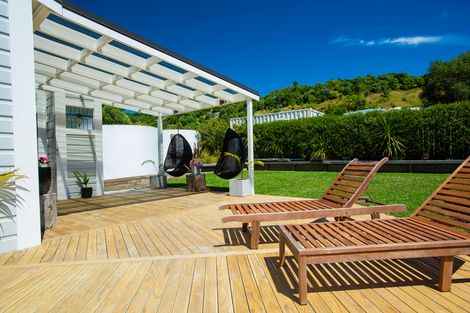 Photo of property in 59 Moana Road, Okitu, Gisborne, 4010