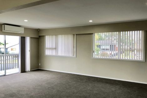 Photo of property in 36 Kurnell Drive, Botany Downs, Auckland, 2010