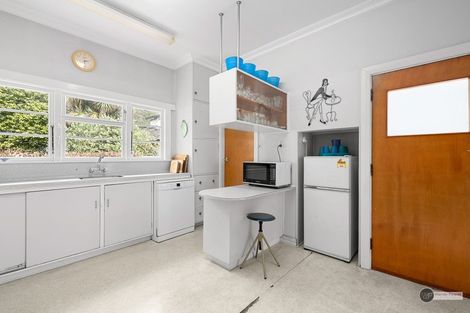 Photo of property in 28 Rossiter Avenue, Waterloo, Lower Hutt, 5011