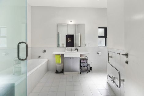 Photo of property in 15a Perth Street, Ngaio, Wellington, 6035