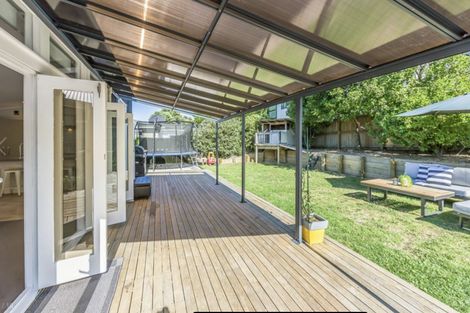 Photo of property in 16 Brandon Road, Manly, Whangaparaoa, 0930