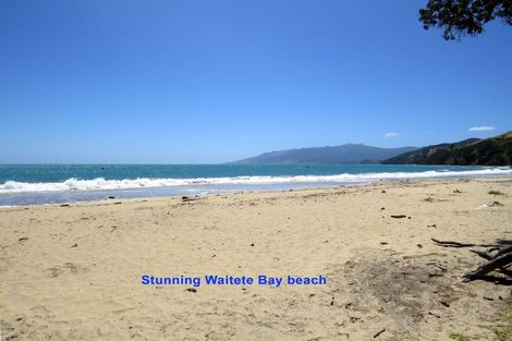 Photo of property in 12 Torehina Heights, Amodeo Bay, Coromandel, 3584