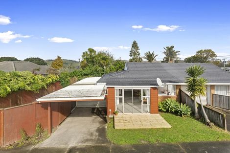 Photo of property in 2/120 Woodglen Road, Glen Eden, Auckland, 0602