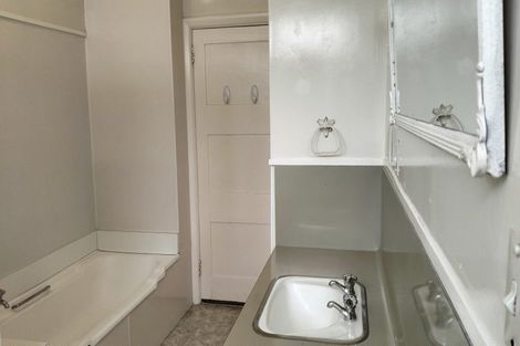 Photo of property in 3 Golf Road, Heretaunga, Upper Hutt, 5018