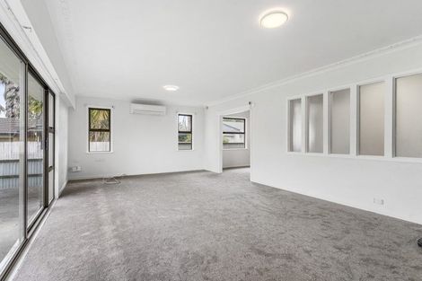 Photo of property in 1/49 Kelvin Road, Papakura, 2110