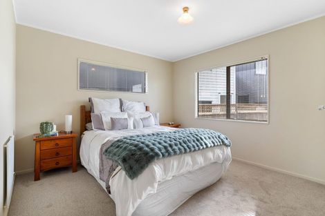 Photo of property in 2/5 Bolina Crescent, Pakuranga, Auckland, 2010