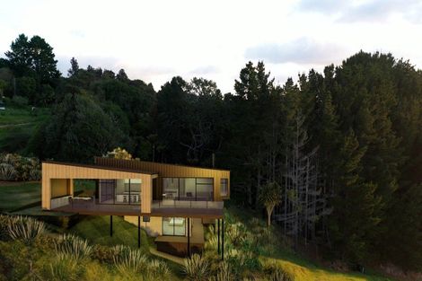 Photo of property in 116 Maungatawhiri Road, Raglan, 3295