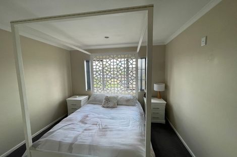 Photo of property in 9 Kalmore Place, Flat Bush, Auckland, 2016