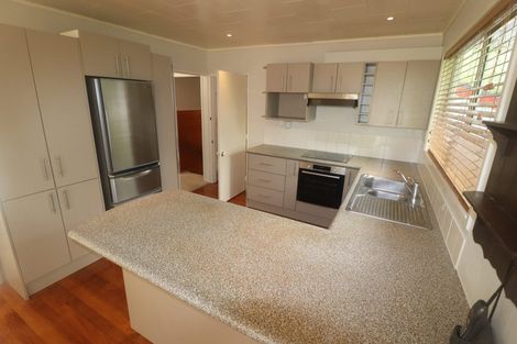 Photo of property in 25 Gladys Avenue, Glenfield, Auckland, 0629