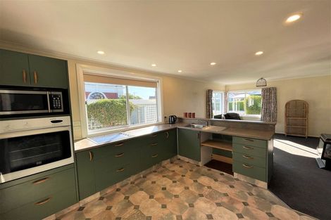 Photo of property in 25 John Street, Balclutha, 9230