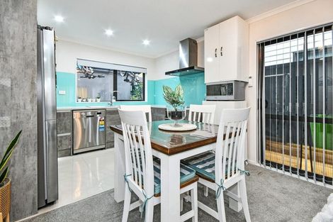 Photo of property in 3/15 Lipscombe Avenue, Papatoetoe, Auckland, 2025