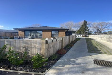 Photo of property in 1/12 Keitha Place, Glenview, Hamilton, 3206