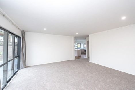 Photo of property in 32 Tirimoana Place, Otamatea, Whanganui, 4501