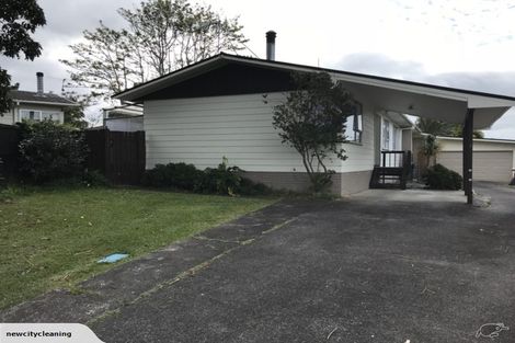 Photo of property in 1/24 Medina Place, Half Moon Bay, Auckland, 2012