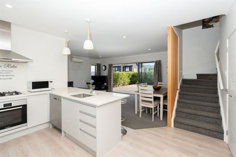 Photo of property in 12 Springside Court, Huntington, Hamilton, 3210