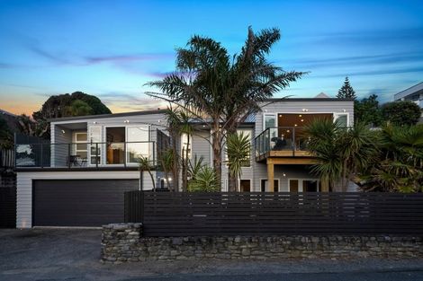 Photo of property in 13 Karekare Road, Raumati South, Paraparaumu, 5032