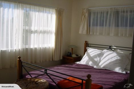 Photo of property in 1/133 Shakespeare Road, Milford, Auckland, 0620