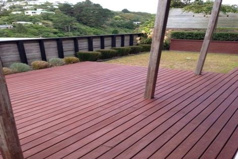 Photo of property in 49 Tiketike Way, Brooklyn, Wellington, 6021