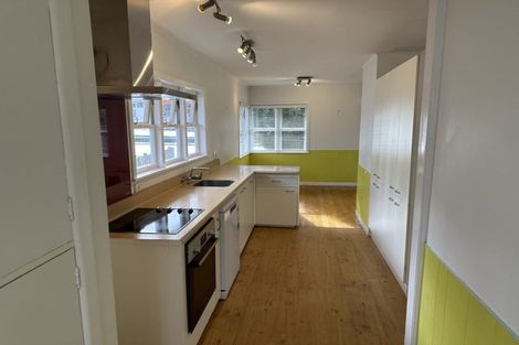 Photo of property in 32 Chartwell Avenue, Glenfield, Auckland, 0629