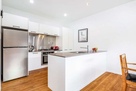 Photo of property in 76g Edmonton Road, Henderson, Auckland, 0612