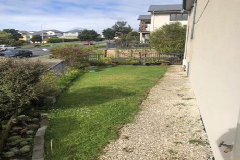 Photo of property in 141 Fernhill Way, Oteha, Auckland, 0632