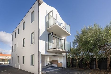 Photo of property in 5c Victoria Street, Mosgiel, 9024