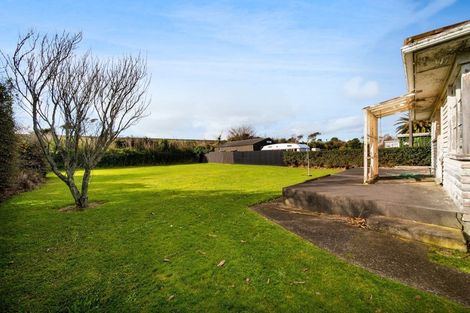 Photo of property in 23 Atiawa Street, Glen Avon, New Plymouth, 4312