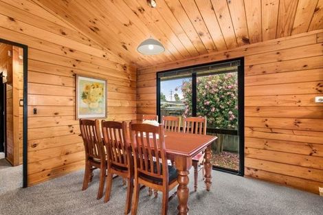 Photo of property in 16 Wilencote Place, Pahurehure, Papakura, 2113