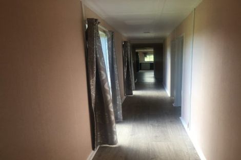 Photo of property in 695 State Highway 16, Kumeu, 0891