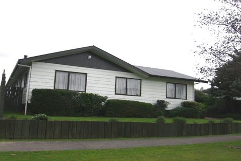Photo of property in 23 Peter Hall Drive, Kelvin Grove, Palmerston North, 4414