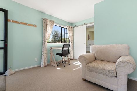 Photo of property in 96b Kent Street, Carterton, 5713