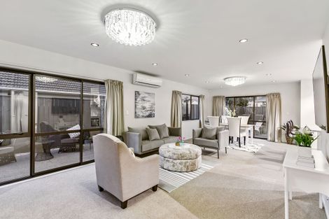 Photo of property in 1a Pelorus Place, Pakuranga, Auckland, 2010