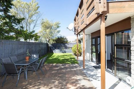 Photo of property in 19 Inglis Street, Phillipstown, Christchurch, 8011