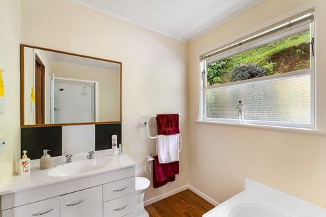 Photo of property in 26 Akatea Road, Korokoro, Lower Hutt, 5012