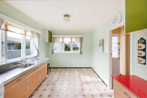 Photo of property in 308 Broadway Avenue, Palmerston North, 4414