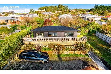 Photo of property in 2 Muir Street, Green Island, Dunedin, 9018