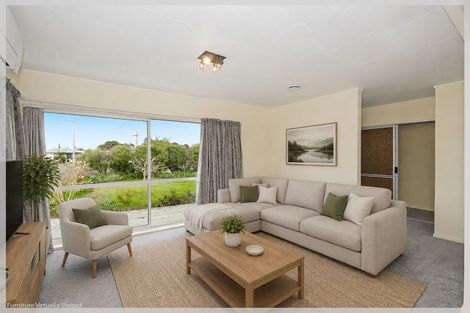 Photo of property in 23 Cook Street, Foxton, 4814