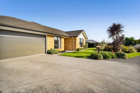 Photo of property in 8 Jules Crescent, Bell Block, New Plymouth, 4312