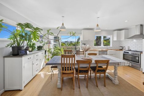 Photo of property in 34 Marlborough Avenue, Glenfield, Auckland, 0629