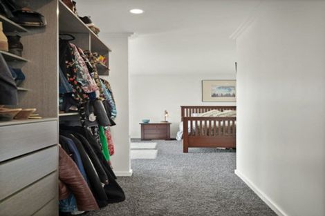 Photo of property in 21 Awa Toru Drive, Fairfield, Dunedin, 9018