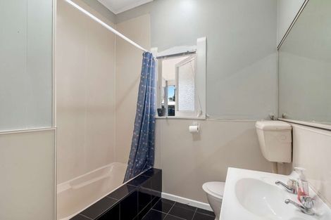 Photo of property in 604 Princes Street, Parkvale, Hastings, 4122