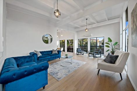 Photo of property in 3 Kathleen Street, Totara Vale, Auckland, 0627