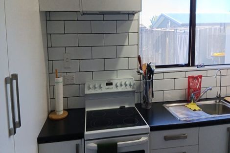 Photo of property in 16 Hunter Street, Westport, 7825