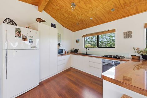 Photo of property in 4037b Far Road North, Pukenui, 0484